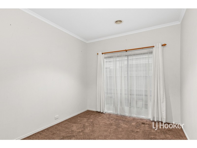 2 Dorrington Street, Point Cook VIC 3030