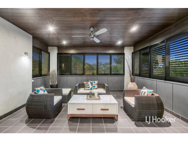 7 Feather Place, Point Cook VIC 3030