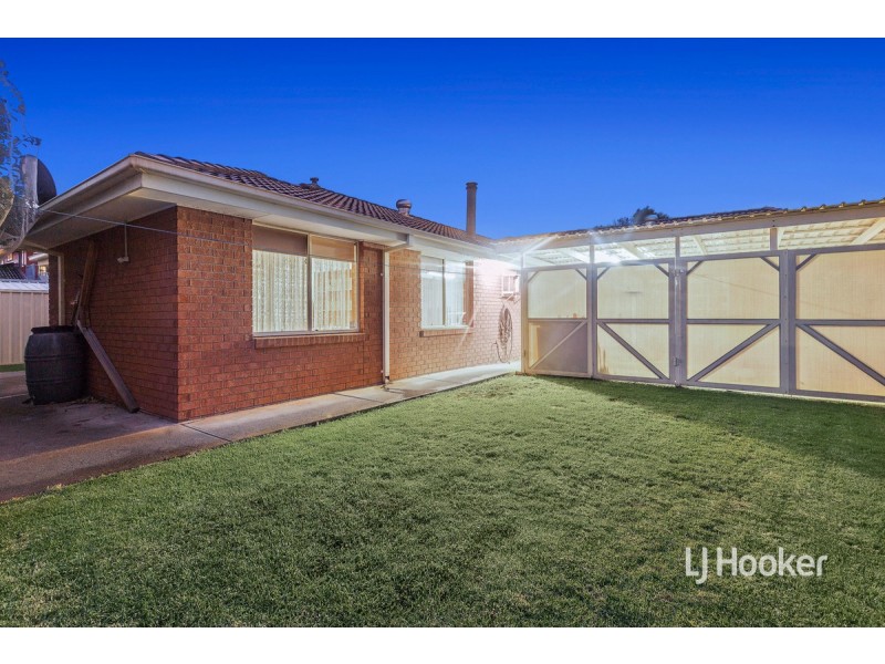 24 Seabrook Boulevard, Seabrook VIC 3028