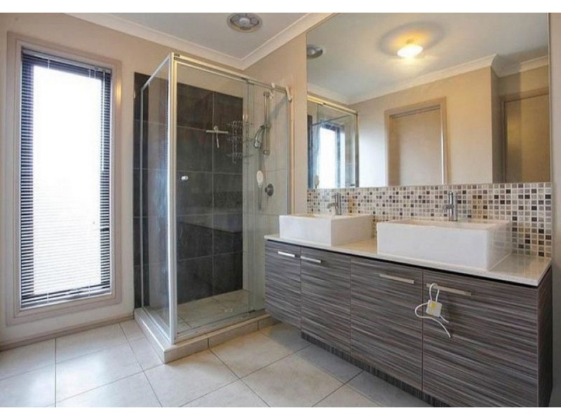 66 Villiers Drive., Point Cook VIC 3030