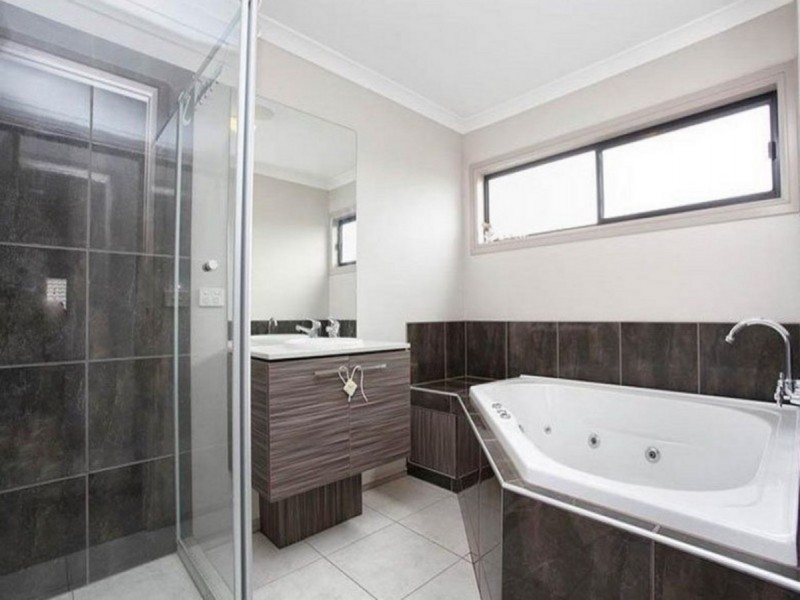 66 Villiers Drive., Point Cook VIC 3030