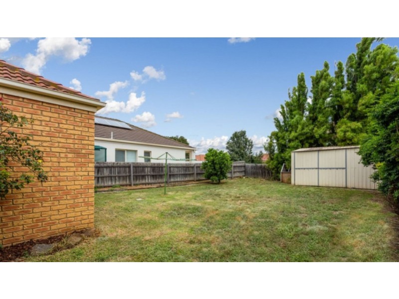 24 Hosken Street, Altona Meadows VIC 3028