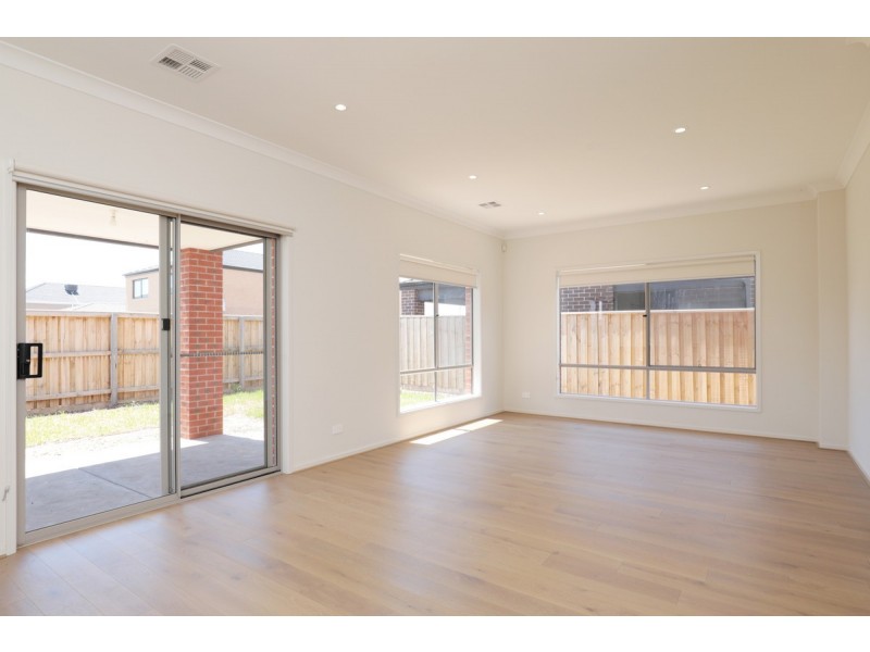 41 Bodnat Street, Truganina VIC 3029