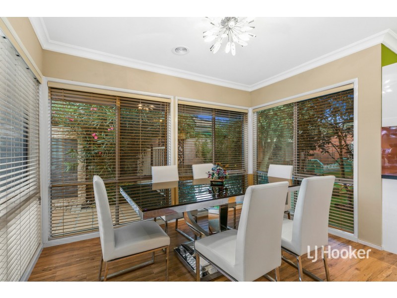 10 Sassari Court, Point Cook VIC 3030