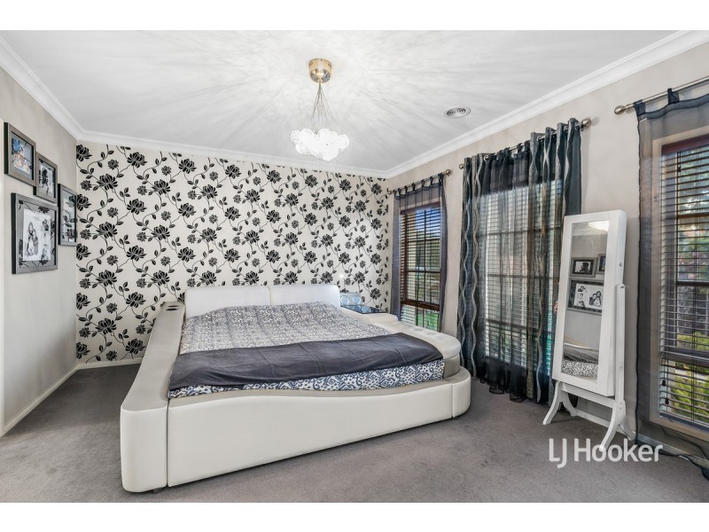 10 Sassari Court, Point Cook VIC 3030