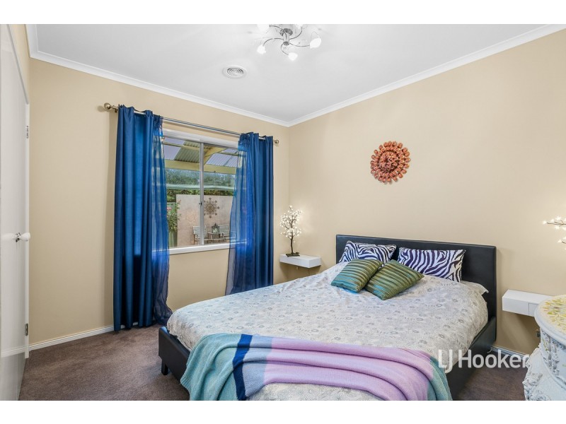 10 Sassari Court, Point Cook VIC 3030