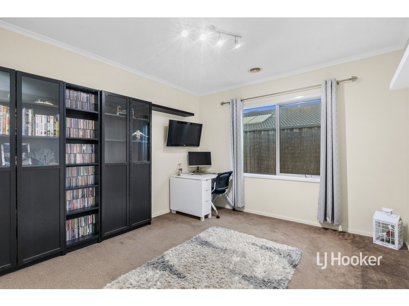 10 Sassari Court, Point Cook VIC 3030