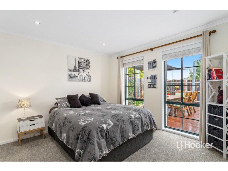 11 Alsace Avenue, Hoppers Crossing VIC 3029