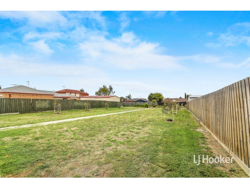 11 Alsace Avenue, Hoppers Crossing VIC 3029