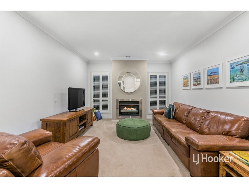 17 Malibu Boulevard, Point Cook VIC 3030