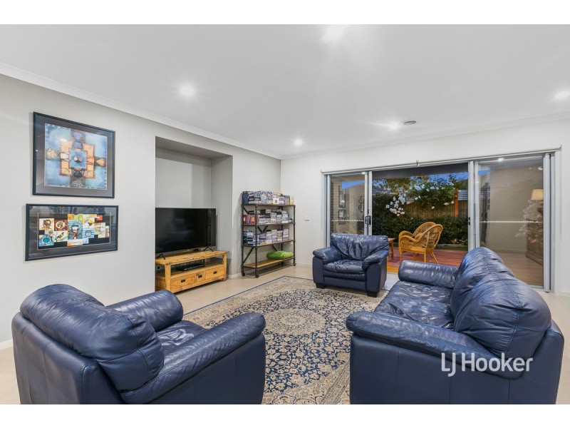 17 Malibu Boulevard, Point Cook VIC 3030