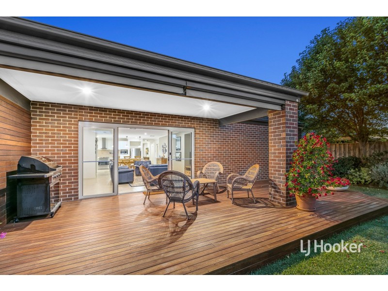 17 Malibu Boulevard, Point Cook VIC 3030