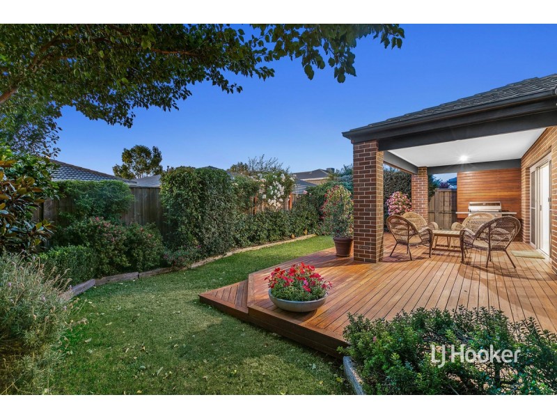 17 Malibu Boulevard, Point Cook VIC 3030