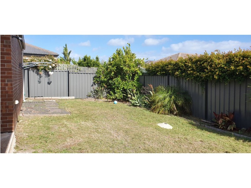 24 Snowsill Circuit, Point Cook VIC 3030