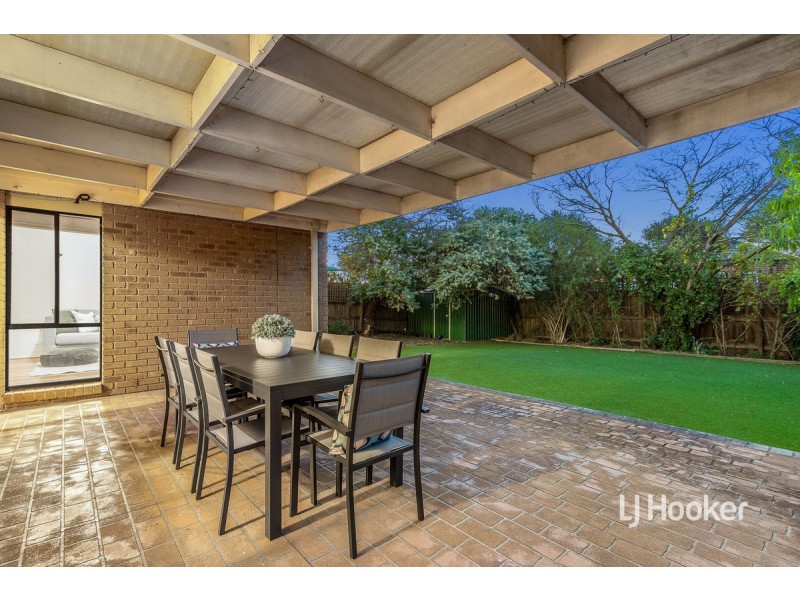 69 Foxwood Drive, Point Cook VIC 3030