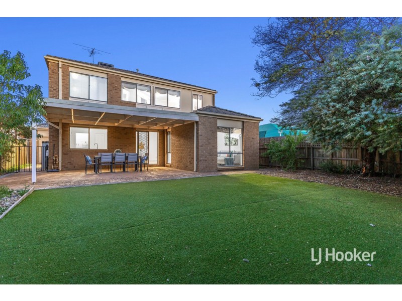 69 Foxwood Drive, Point Cook VIC 3030
