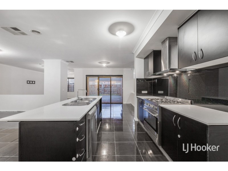 17 Adventure Way, Point Cook VIC 3030
