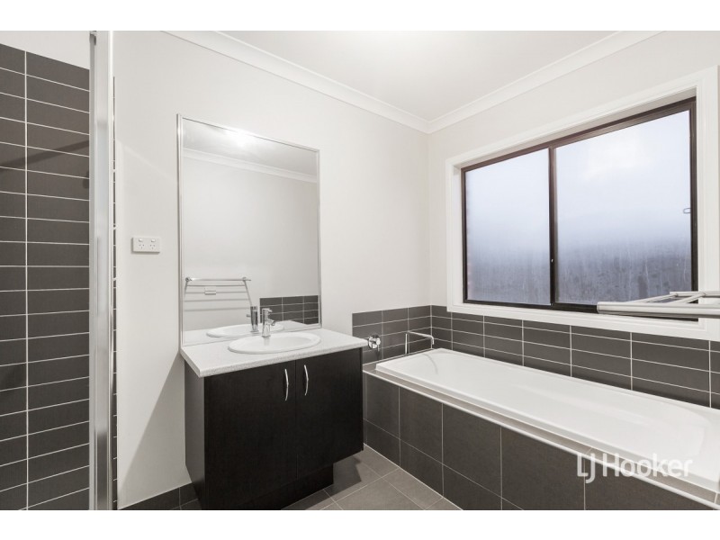 17 Adventure Way, Point Cook VIC 3030