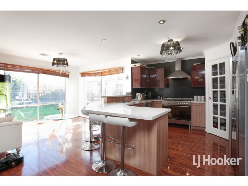 31 Bridgewater Way, Truganina VIC 3029