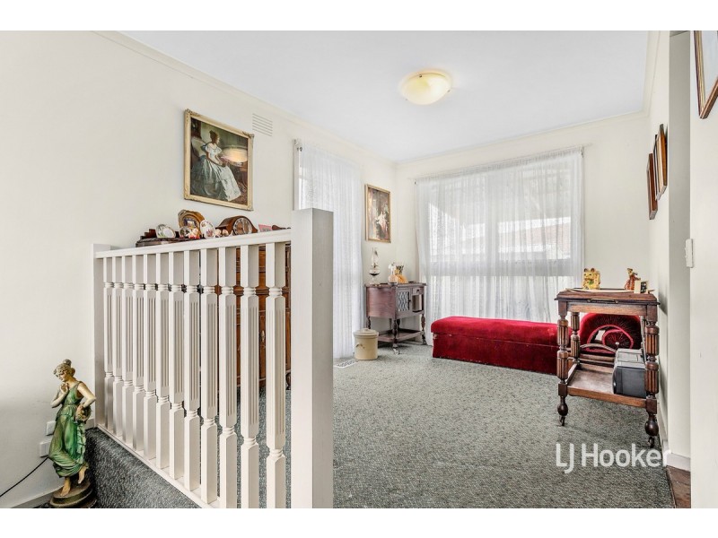 8 Burnham Drive, Hoppers Crossing VIC 3029