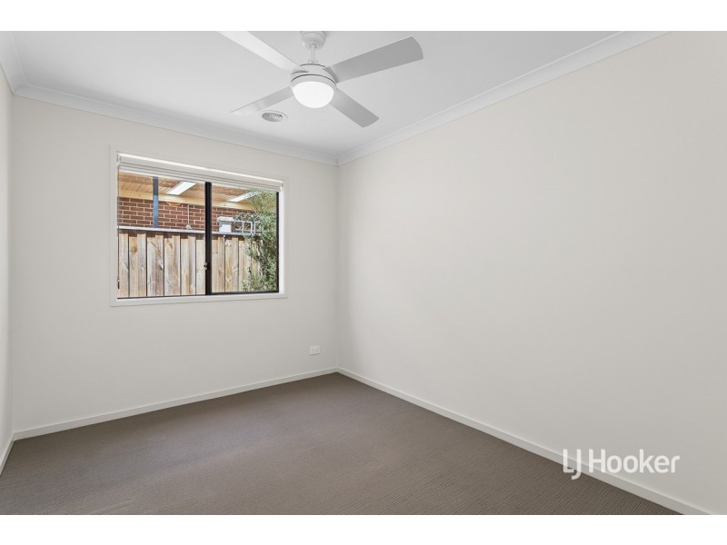 38 Lispenard Circuit, Point Cook VIC 3030