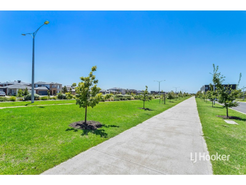 38 Lispenard Circuit, Point Cook VIC 3030