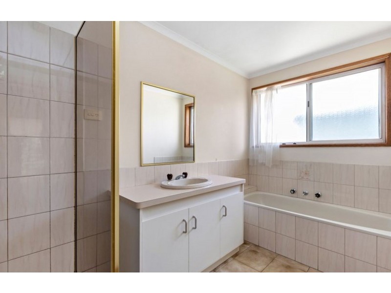 1/45 Oakdene Grove South, Altona Meadows VIC 3028