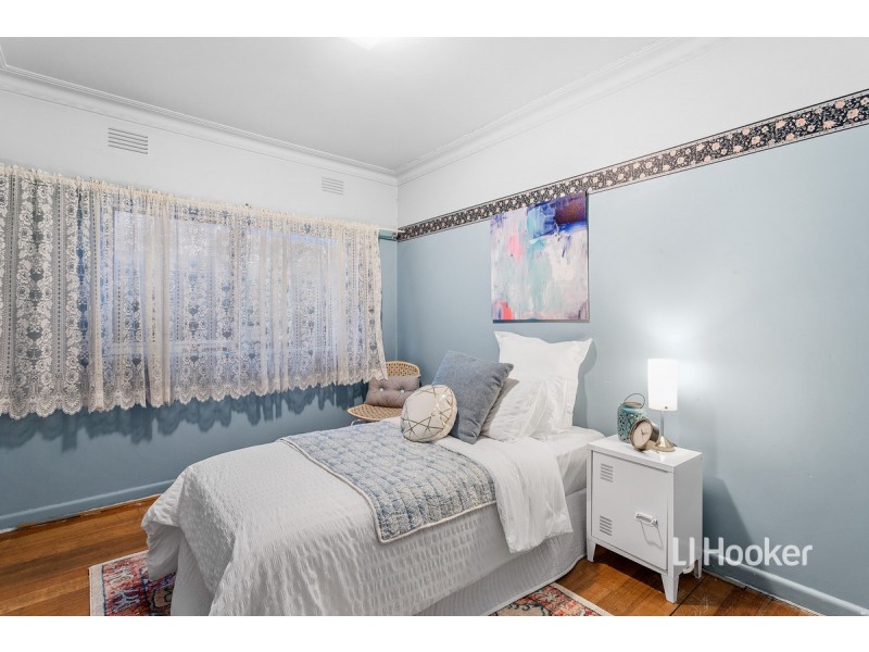 5 Godfrey Avenue, Sunshine North VIC 3020