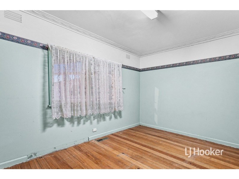 5 Godfrey Avenue, Sunshine North VIC 3020