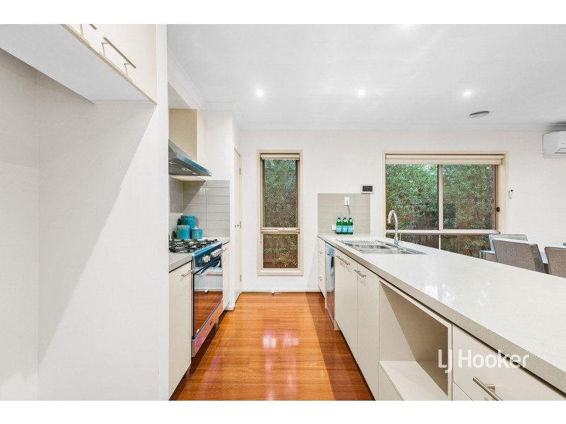 11 Coastwatch Road, Point Cook VIC 3030