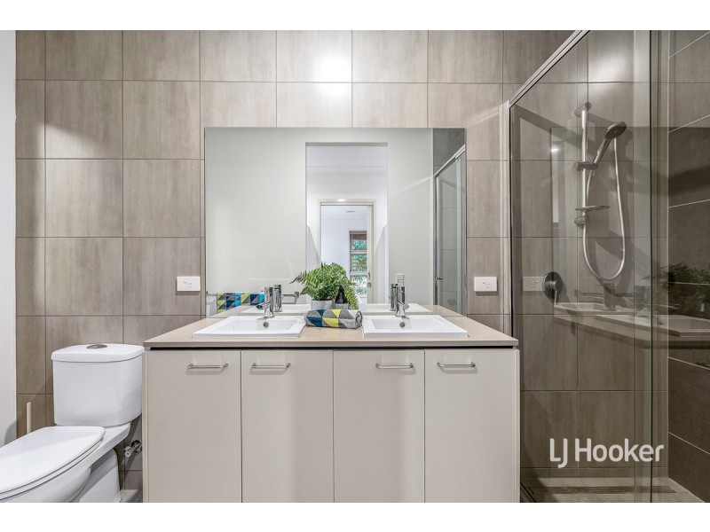 11 Coastwatch Road, Point Cook VIC 3030