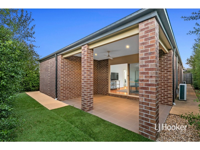 11 Coastwatch Road, Point Cook VIC 3030