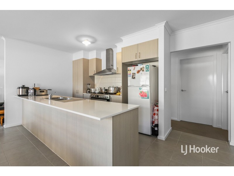 53 Evesham Drive, Point Cook VIC 3030