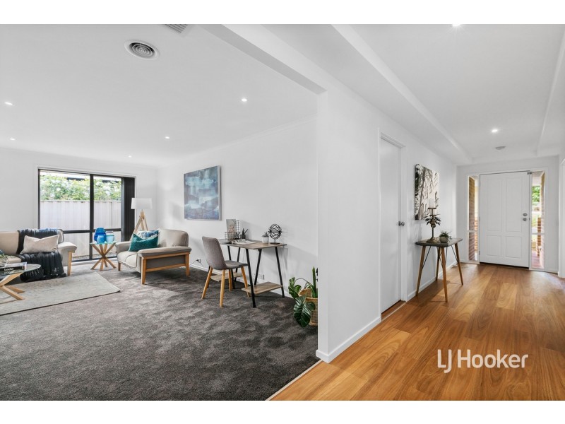 27 Toledo Crescent, Point Cook VIC 3030