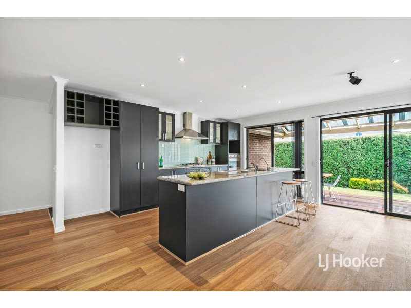 27 Toledo Crescent, Point Cook VIC 3030