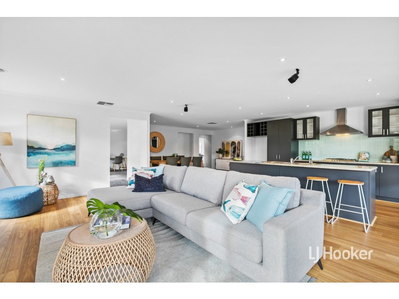 27 Toledo Crescent, Point Cook VIC 3030