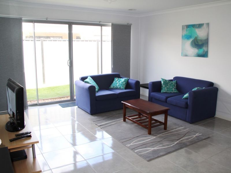 14 Silverbush Way, Truganina VIC 3029