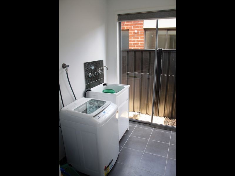 14 Silverbush Way, Truganina VIC 3029