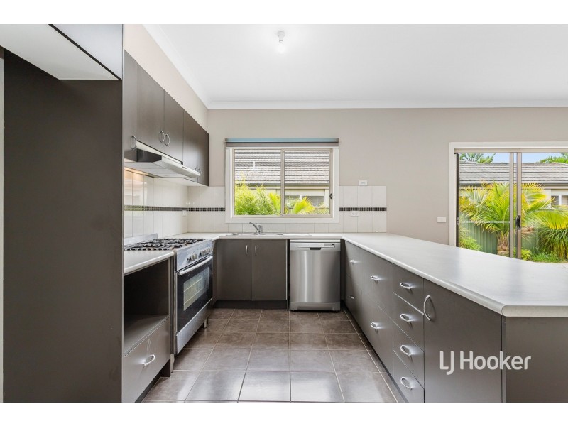 2 Jade Crescent, Wyndham Vale VIC 3024