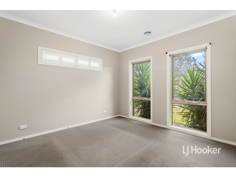 2 Jade Crescent, Wyndham Vale VIC 3024