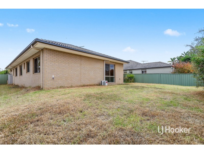 2 Jade Crescent, Wyndham Vale VIC 3024