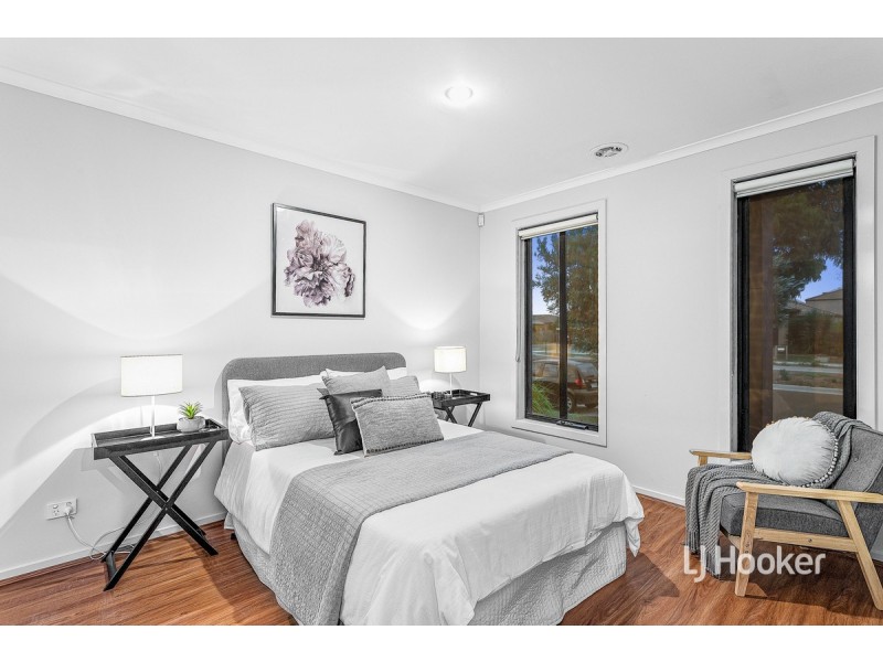 202 Saltwater Promenade, Point Cook VIC 3030