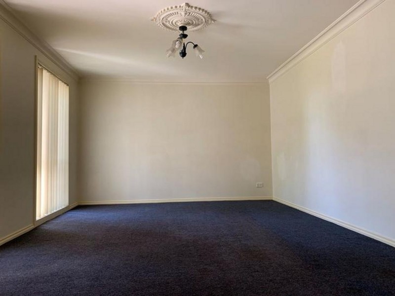 11 The Avenue, Point Cook VIC 3030