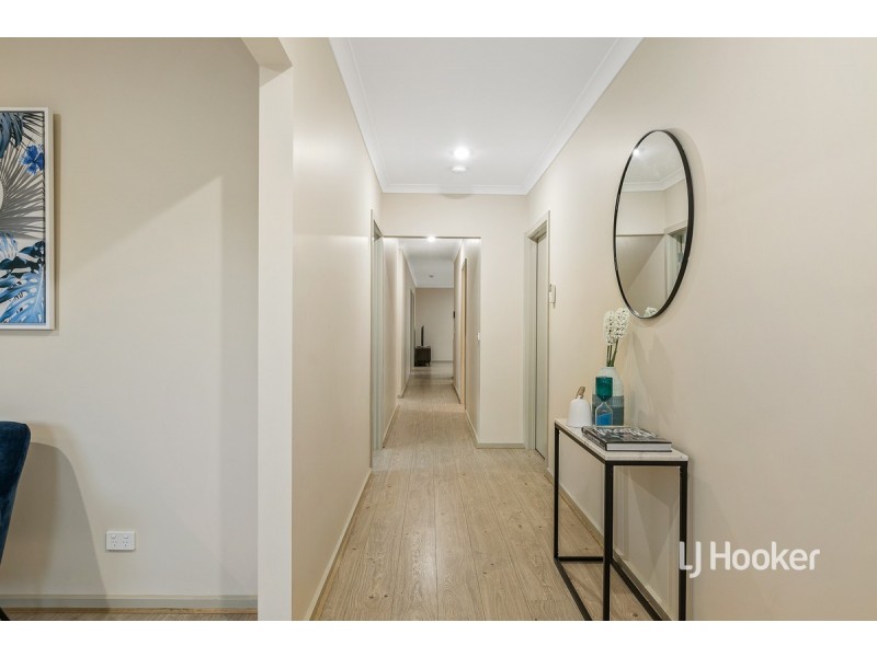9 Michael Place, Point Cook VIC 3030