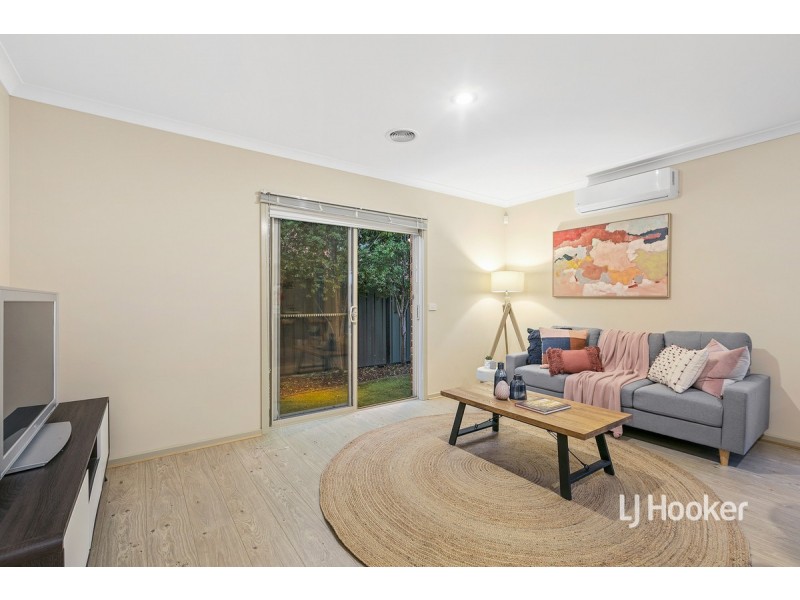 9 Michael Place, Point Cook VIC 3030