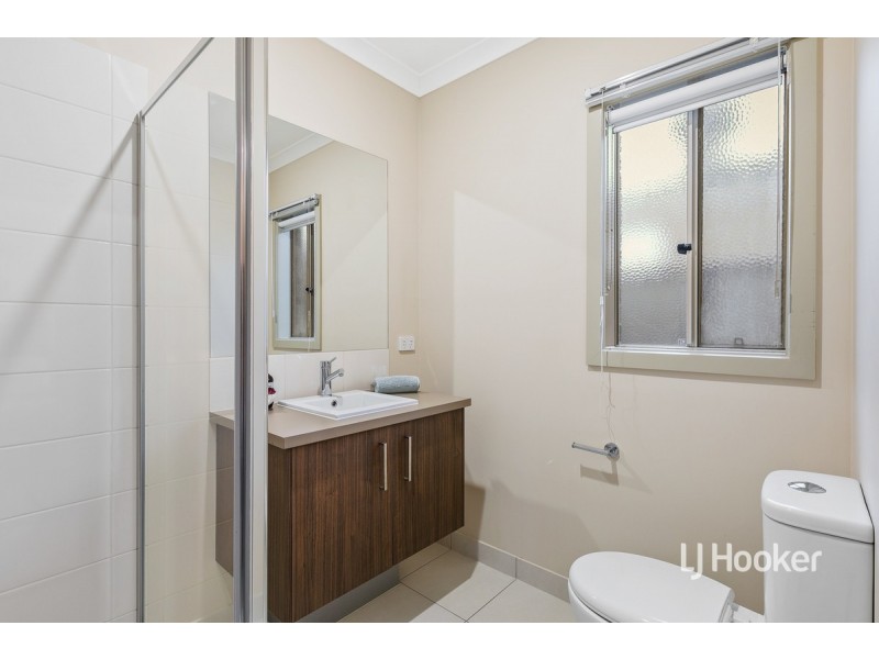 9 Michael Place, Point Cook VIC 3030