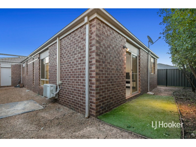 9 Michael Place, Point Cook VIC 3030