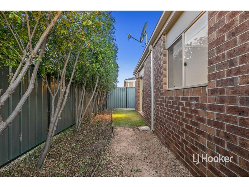 9 Michael Place, Point Cook VIC 3030