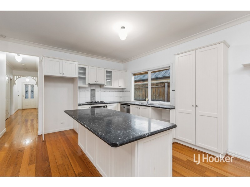 24 Neptune Drive, Point Cook VIC 3030