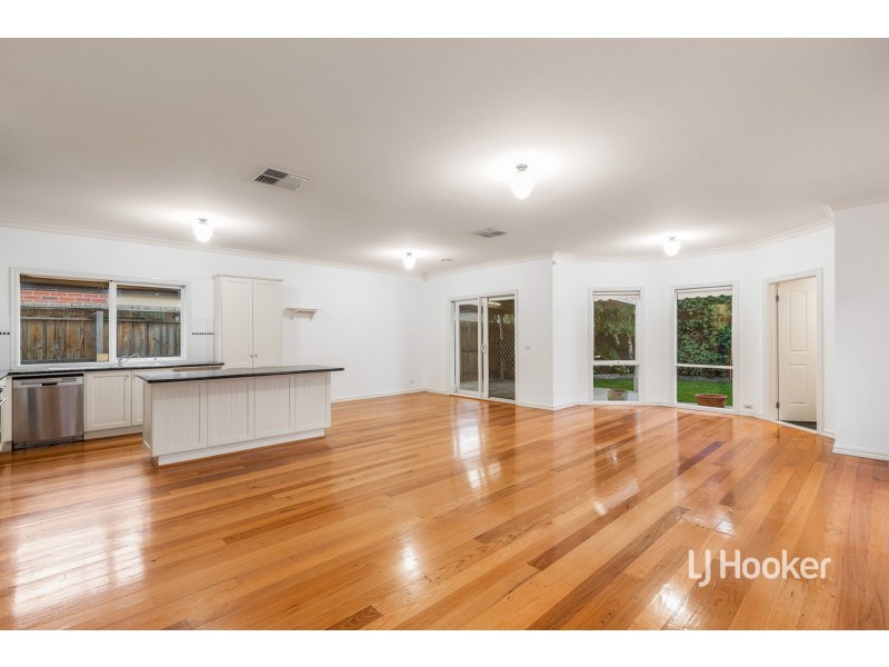 24 Neptune Drive, Point Cook VIC 3030